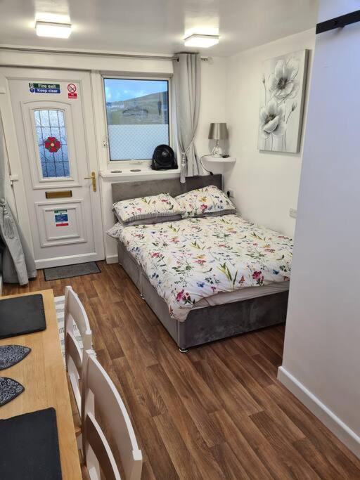 Sunset Place Lower Boscaswell 외부 사진