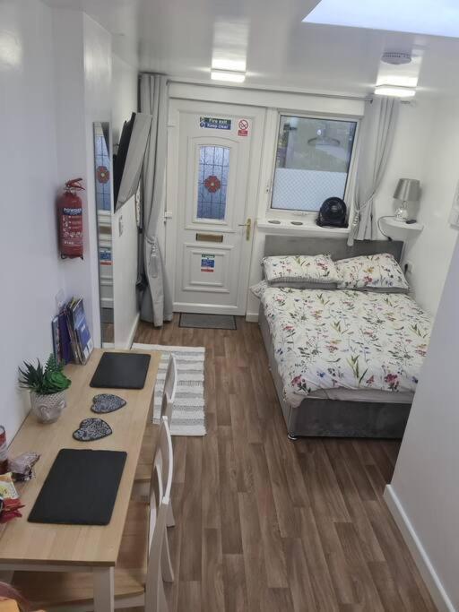 Sunset Place Lower Boscaswell 외부 사진